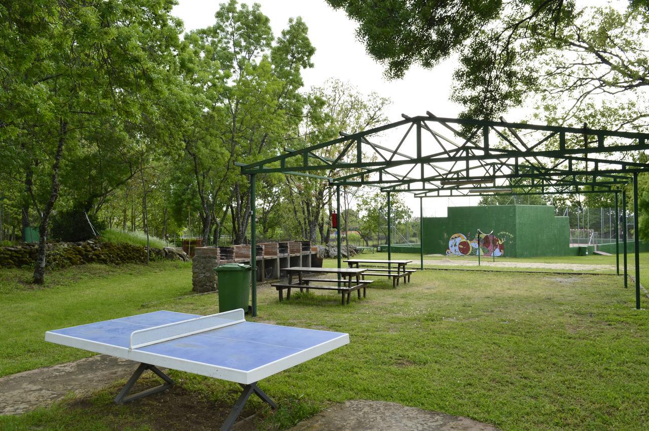 Camping El Pinajarro Hervas Luaran gambar